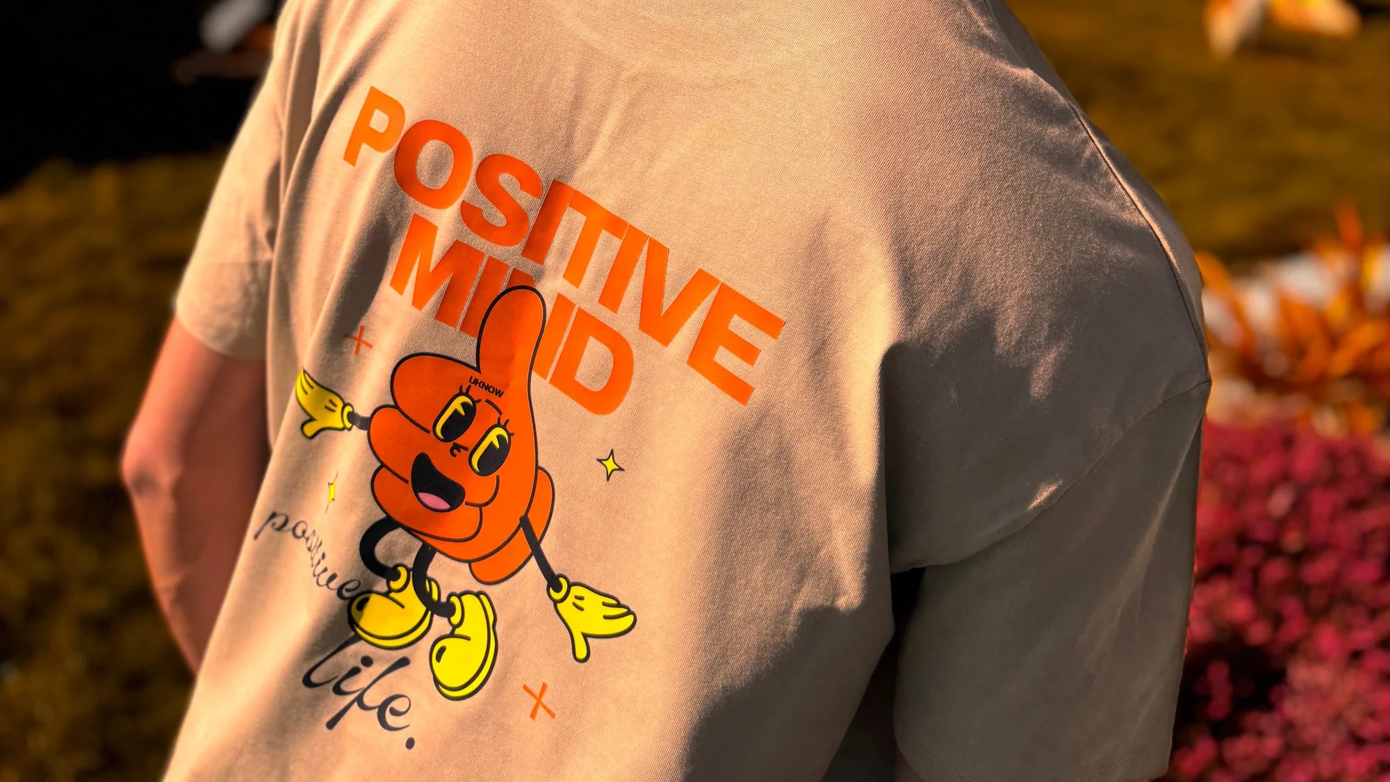 UKNOW T-shirt POSITIVE MIND